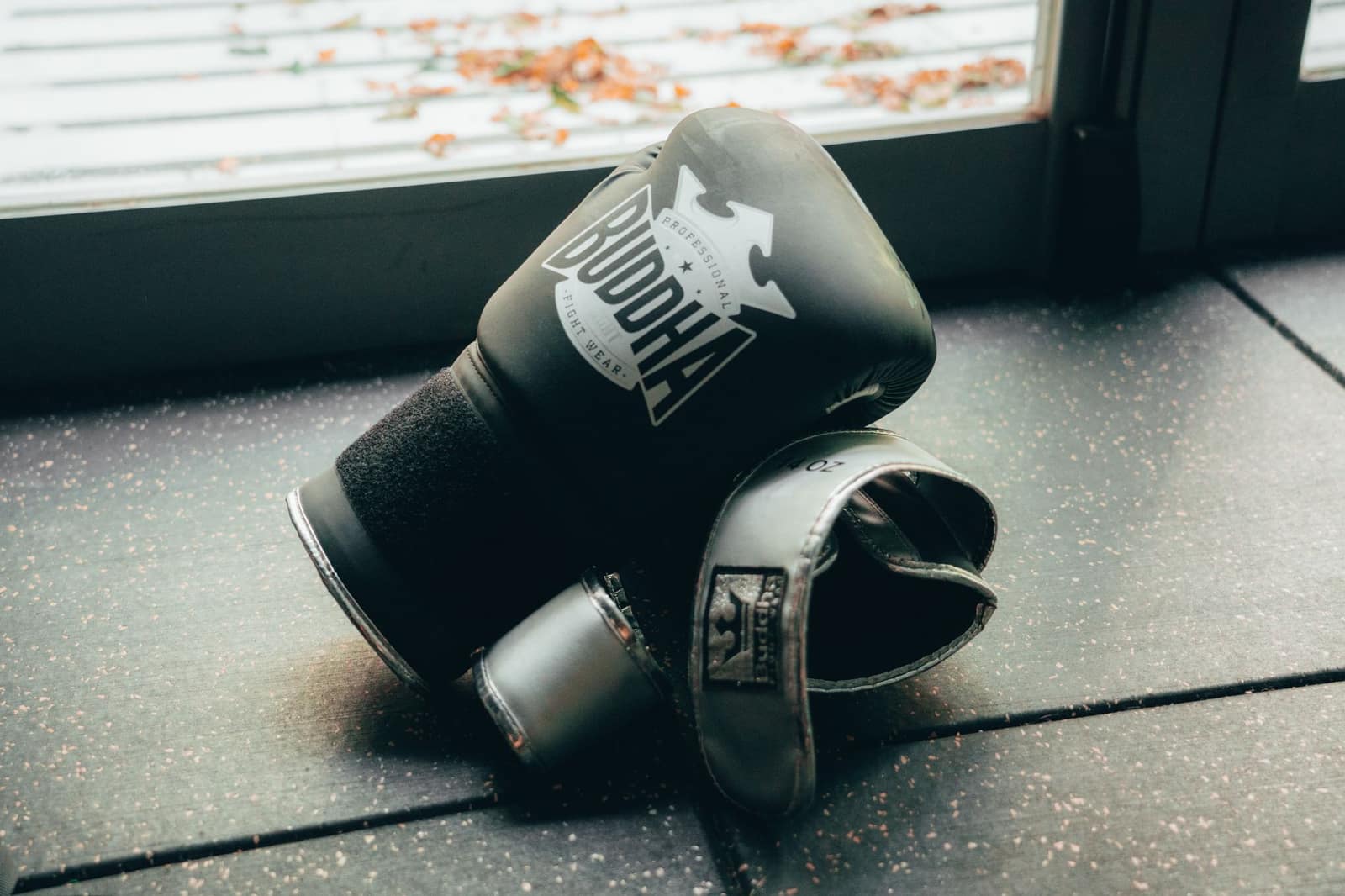 Jab, Jab, Jab, Right Hook: Give Value Before You Ask for the Sale